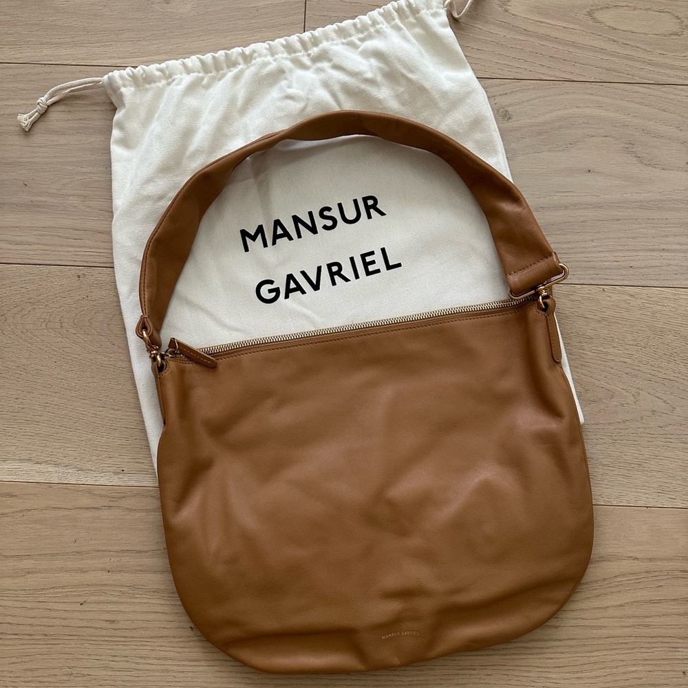 *NEW* Mansur Gavriel Swing Shoulder Bag